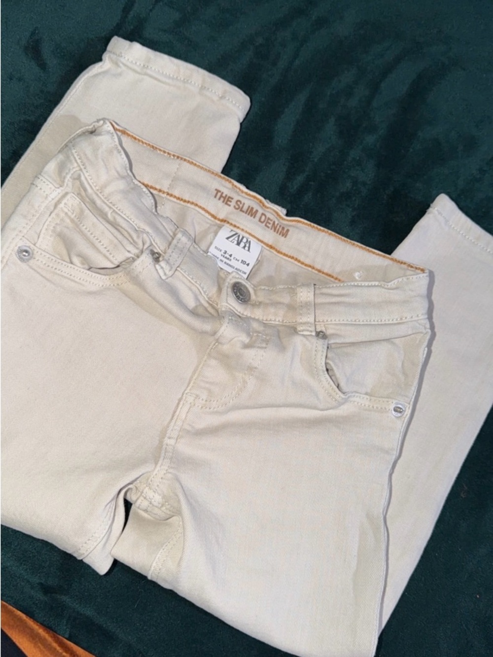 Zara Slim Skinny Jeans in Light Cream